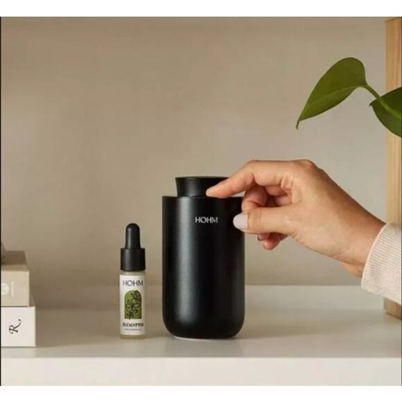 Essential Oil Diffuser by HOHM Portable & Waterless in BLACK NEW (MSRP $100) - Picture 9 of 10